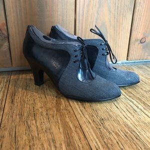 Black Leather Lace Up Heels, Size 8